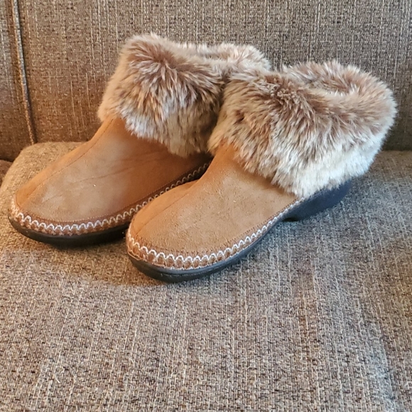 Isotoner slip-ons
